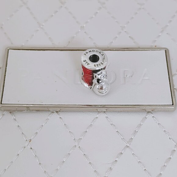 Pandora Cinderella Suzy Mouse Needle & Thread Charm S925 Silver with box - Picture 1 of 9